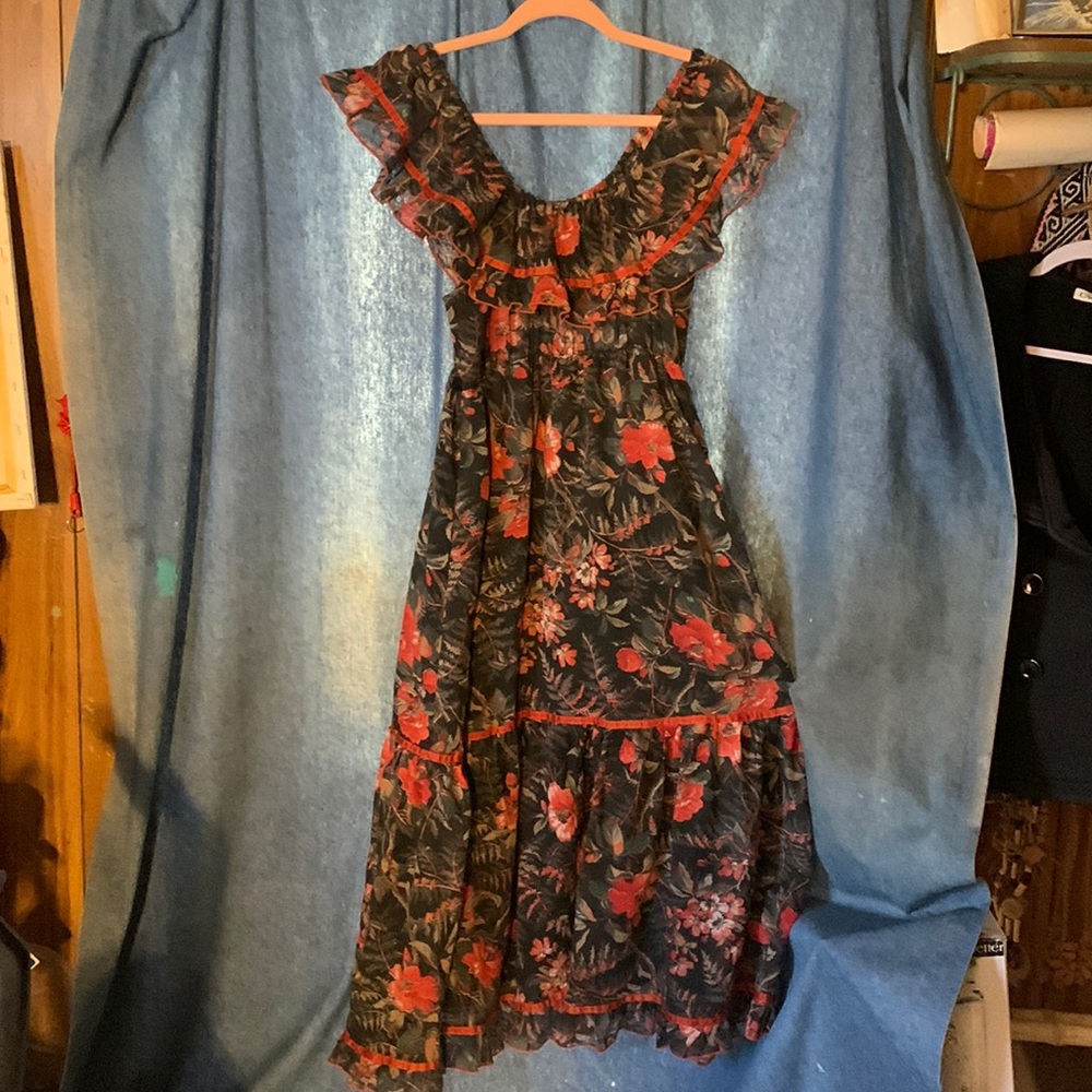 Vintage 70’s on/off shoulder ruffle dress